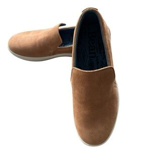 L.L.Bean Women’s Leather Slip-On Shoes Size 7.5 Tan Comfort Casual Flat NWOB